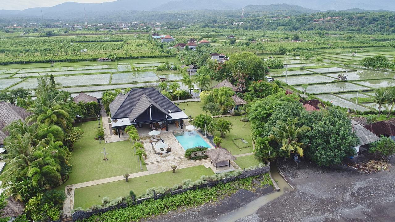Villa Belvedere Bali Pengastulan Exterior photo